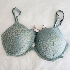 *NWT* Victoria's Secret Leopard Lace Push Up Bra